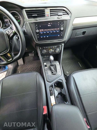 2018 Volkswagen Tiguan SE - miniatura 10