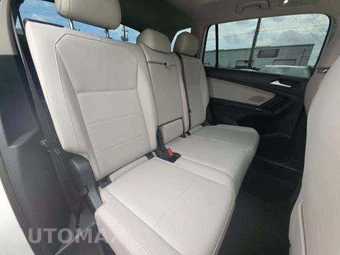 2018 Volkswagen Tiguan SE - miniatura 17