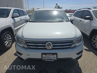 2018 Volkswagen Tiguan SE – miniatura 2