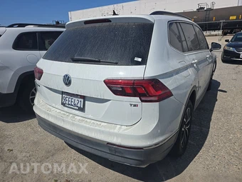 2018 Volkswagen Tiguan SE – miniatura 4