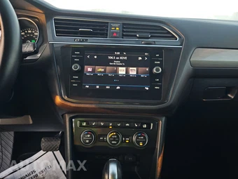 2018 Volkswagen Tiguan SE – miniatura 11