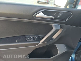2018 Volkswagen Tiguan SE – miniatura 9