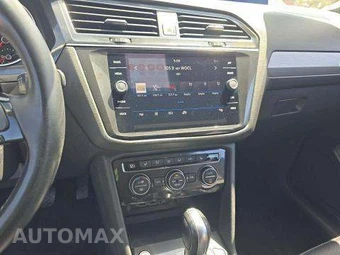 2018 Volkswagen Tiguan SE - miniatura 10
