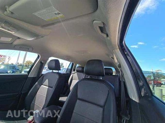 2018 Volkswagen Tiguan SE - miniatura 11