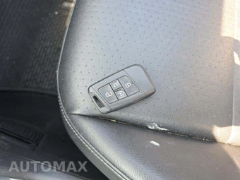 2018 Volkswagen Tiguan SEL – miniatura 5