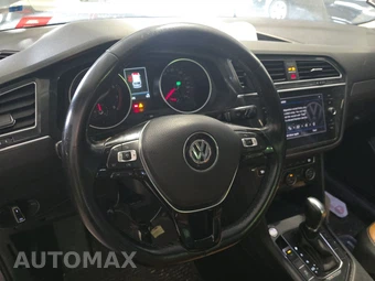 2018 Volkswagen Tiguan SEL - miniatura 10