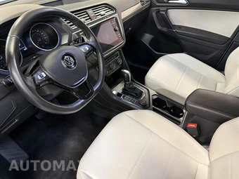 2018 Volkswagen Tiguan SEL - miniatura 30