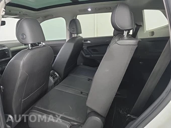 2018 Volkswagen Tiguan SEL - miniatura 10