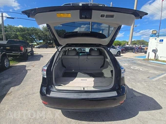2018 Volkswagen Tiguan SEL – miniatura 10