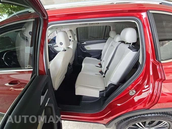 2018 Volkswagen Tiguan SEL – miniatura 10