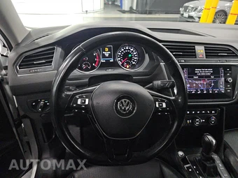 2018 Volkswagen Tiguan SEL – miniatura 10