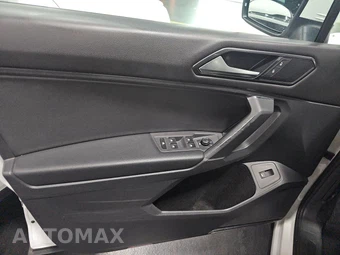 2018 Volkswagen Tiguan SEL – miniatura 9