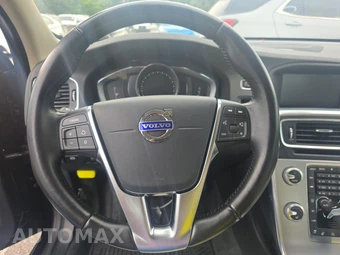2018 Volvo S60 T5 Dynamic – miniatura 10
