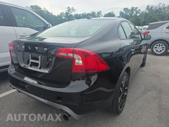 2018 Volvo S60 T5 Dynamic – miniatura 4