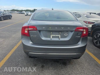 2018 Volvo S60 T5 Inscription – miniatura 5