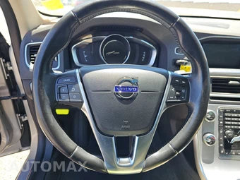 2018 Volvo S60 T5 Inscription - miniatura 10