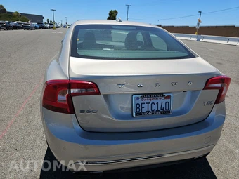2018 Volvo S60 T5 Inscription - miniatura 5