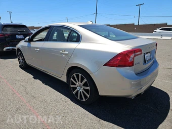 2018 Volvo S60 T5 Inscription - miniatura 6