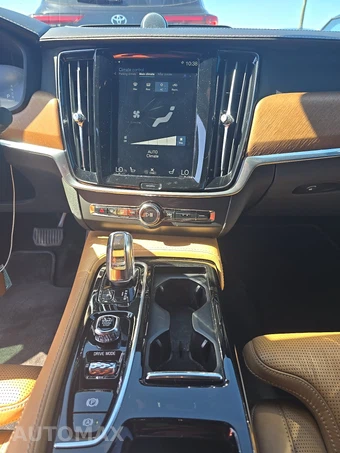2018 Volvo S90 Plug-In Hybrid T8 Inscription - miniatura 11