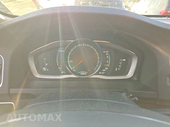 2018 Volvo V60 Cross Country T5 - miniatura 12