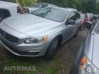 2018 Volvo V60 Cross Country T5