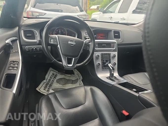 2018 Volvo V60 Cross Country T5 - miniatura 14