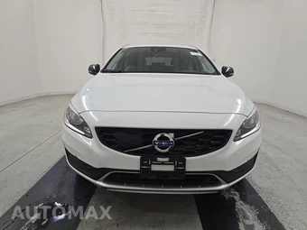 2018 Volvo V60 Cross Country T5 - miniatura 2