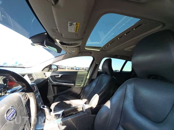2018 Volvo V60 Cross Country T5 - miniatura 18