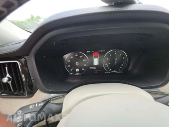 2018 Volvo XC60 T5 Inscription – miniatura 9