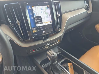 2018 Volvo XC60 T5 Inscription - miniatura 11