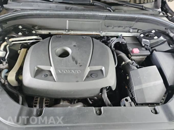 2018 Volvo XC60 T5 Momentum – miniatura 15