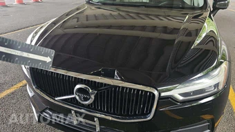 2018 Volvo XC60 T5 Momentum – miniatura 25