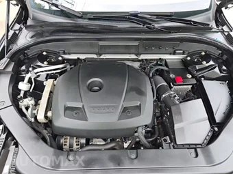 2018 Volvo XC60 T5 Momentum – miniatura 24