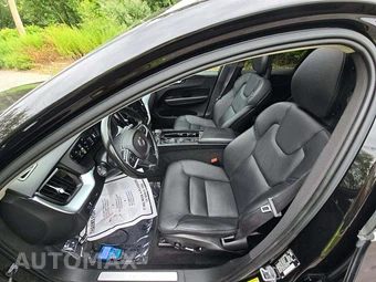 2018 Volvo XC60 T5 Momentum – miniatura 6