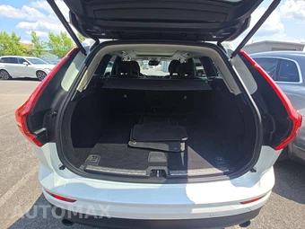 2018 Volvo XC60 T5 Momentum – miniatura 14
