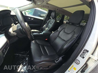2018 Volvo XC60 T5 Momentum – miniatura 6
