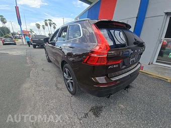 2018 Volvo XC60 T5 Momentum - miniatura 2