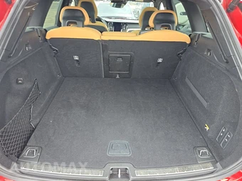 2018 Volvo XC60 T6 Inscription - miniatura 16