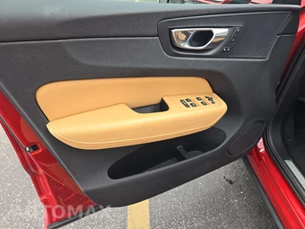 2018 Volvo XC60 T6 Inscription - miniatura 9