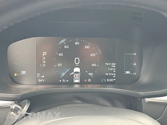 2018 Volvo XC60 T6 Momentum - miniatura 17