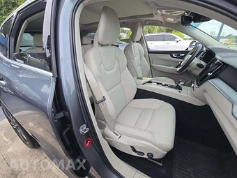 2018 Volvo XC60 T6 Momentum - miniatura 18