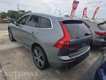 2018 Volvo XC60 T6 Momentum - miniatura 2