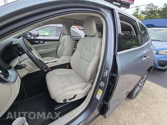 2018 Volvo XC60 T6 Momentum - miniatura 6