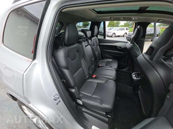 2018 Volvo XC90 T5 Momentum 7-Passenger - miniatura 14