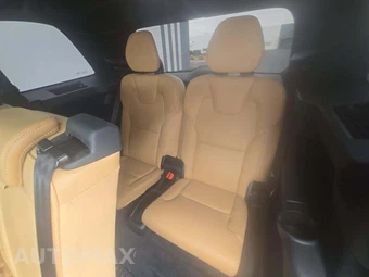 2018 Volvo XC90 T6 Inscription 7-Passenger - miniatura 11