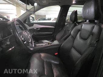 2018 Volvo XC90 T6 Momentum 7-Passenger - miniatura 13