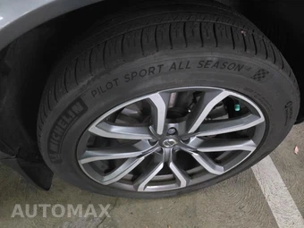 2018 Volvo XC90 T6 Momentum 7-Passenger - miniatura 9