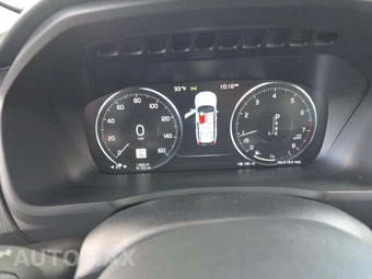 2018 Volvo XC90 T6 Momentum 7-Passenger - miniatura 9