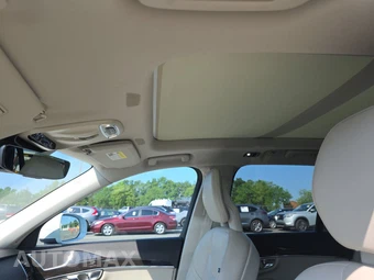 2018 Volvo XC90 T6 Momentum 7-Passenger - miniatura 18