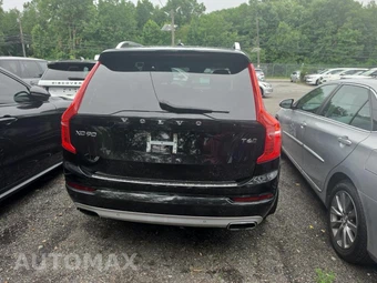 2018 Volvo XC90 T6 Momentum 7-Passenger - miniatura 5
